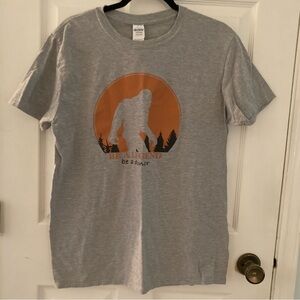 Men’s Large Big Foot Gildan Softstyle T-Shirt